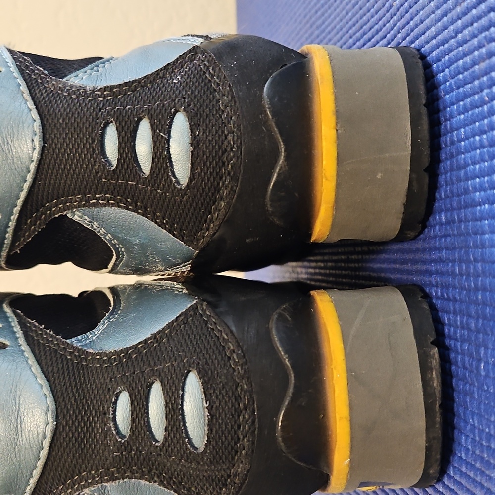 La Sportiva Hiking Boots, Size 7.5+ - Picture 11 of 16